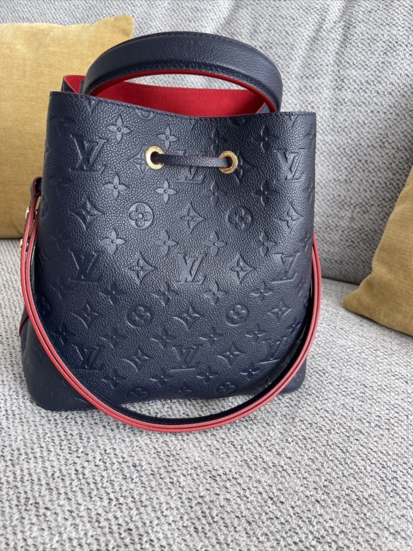 s-l1600-61-2b989990d3d4.webp Louis Vuitton N Ono Mm Bucket 26cm/10.2in Navy Blue, Designer Handbags, Womens Purse, luxury bags