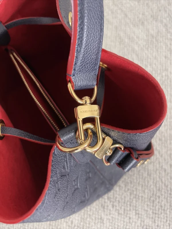 s-l1600-65-fed342dd52f9.webp Louis Vuitton N Ono Mm Bucket 26cm/10.2in Navy Blue, Designer Handbags, Womens Purse, luxury bags